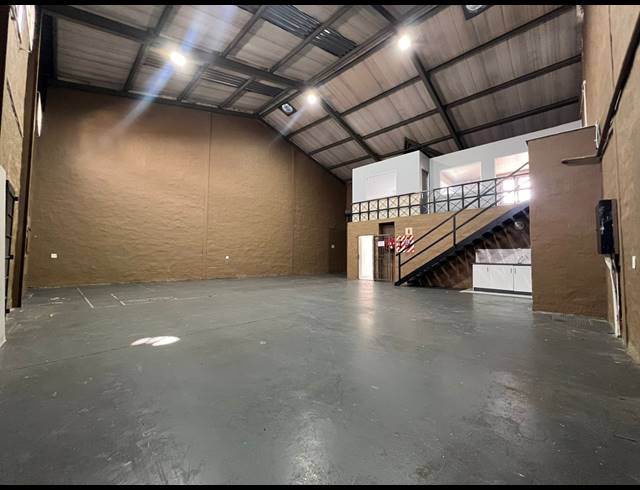 252M² WAREHOUSE TO LET IN RANDJESPARK